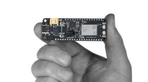 battery-powered cellular IoT prototyping platform