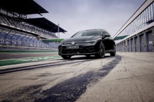 Golf R