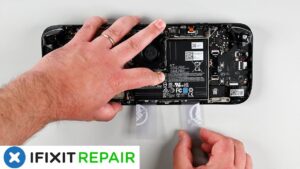 replacing the battery of Steam Deck OLED