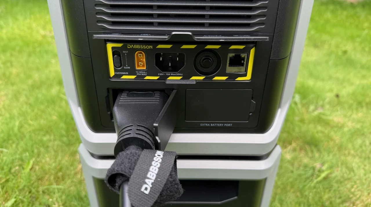DBS1000 Pro charging connections fast charging