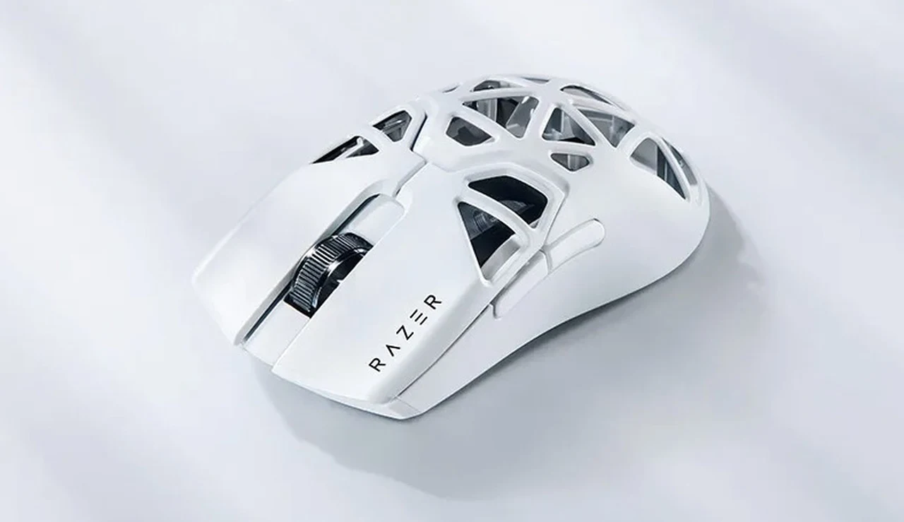 White Razer Viper Mini