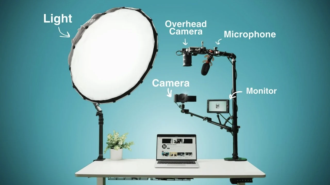 Optimize Your YouTube Studio with a Space-Saving Desk Setup