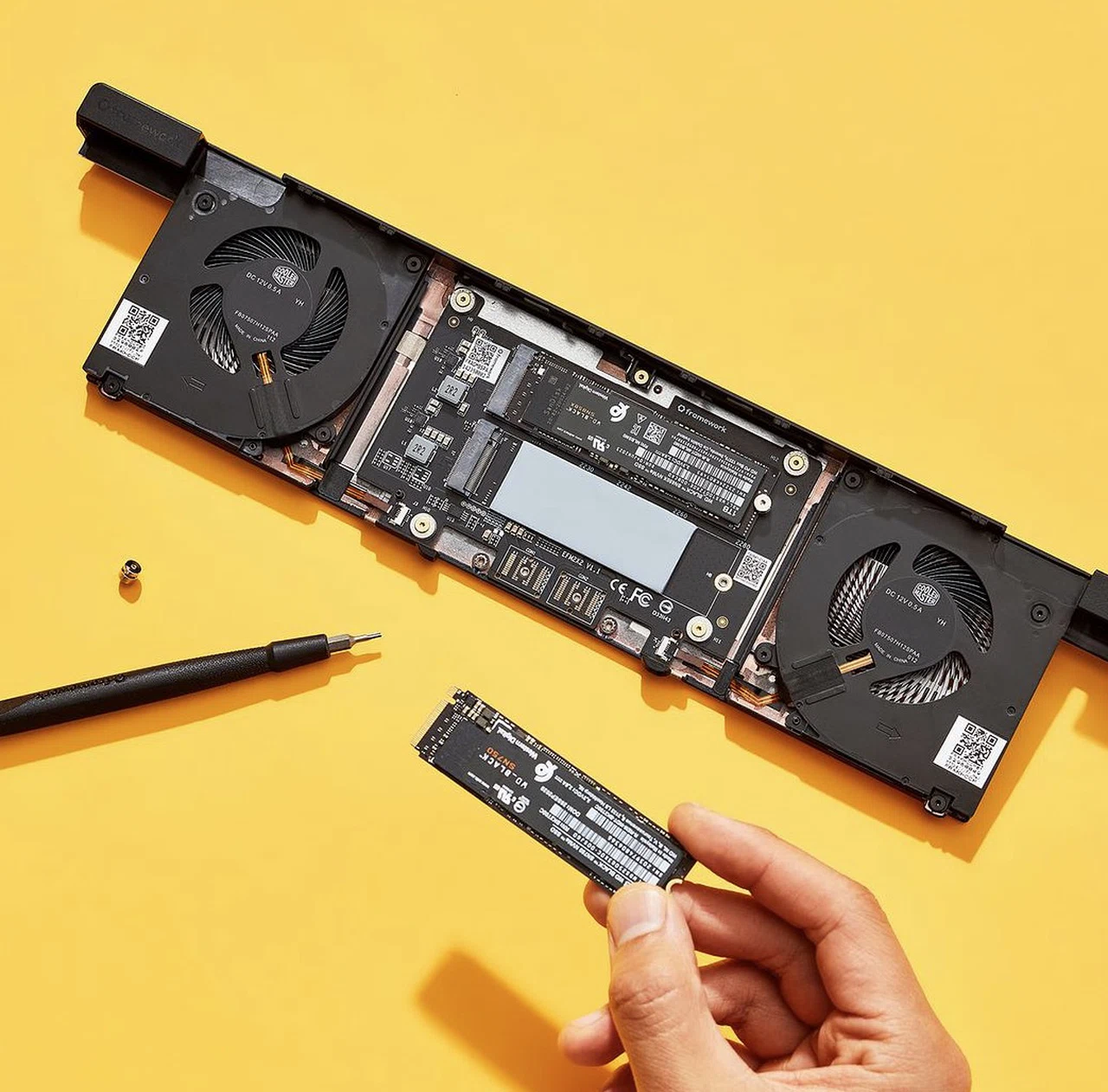 sustainable laptop design innovations