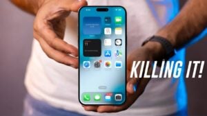 iPhone 17 Pro Max showcasing reverse wireless charging feature