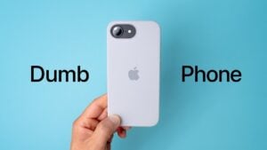 Minimalist iPhone 16e setup for distraction-free living