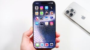 iPhone 17 Pro Max showcasing extended battery life and efficiency
