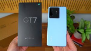 Realme GT 7 unboxing showcasing its flagship features for 2025