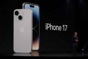 iPhone 17