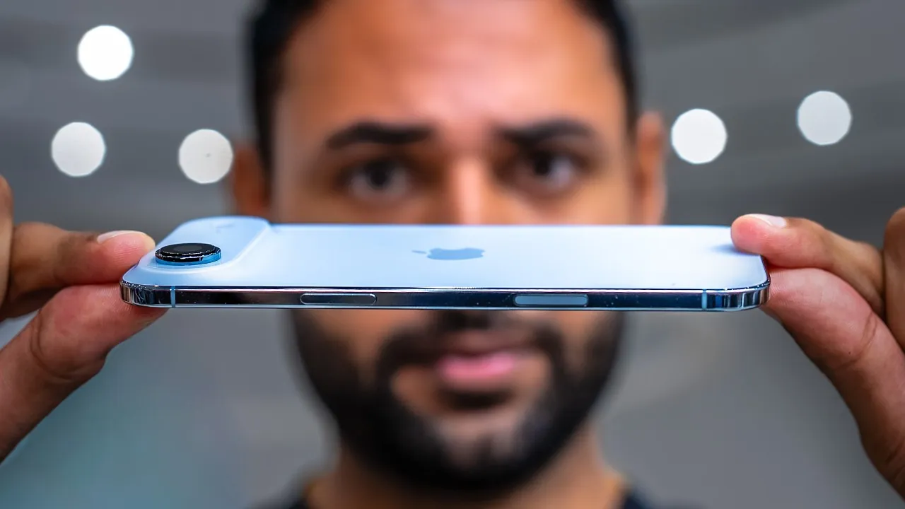 iPhone 17 Pro Max with advanced camera and battery life