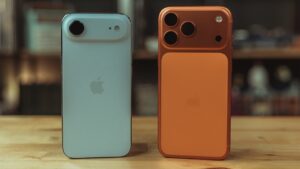 Comparison of iPhone Air and iPhone 17 Pro Max designs and features