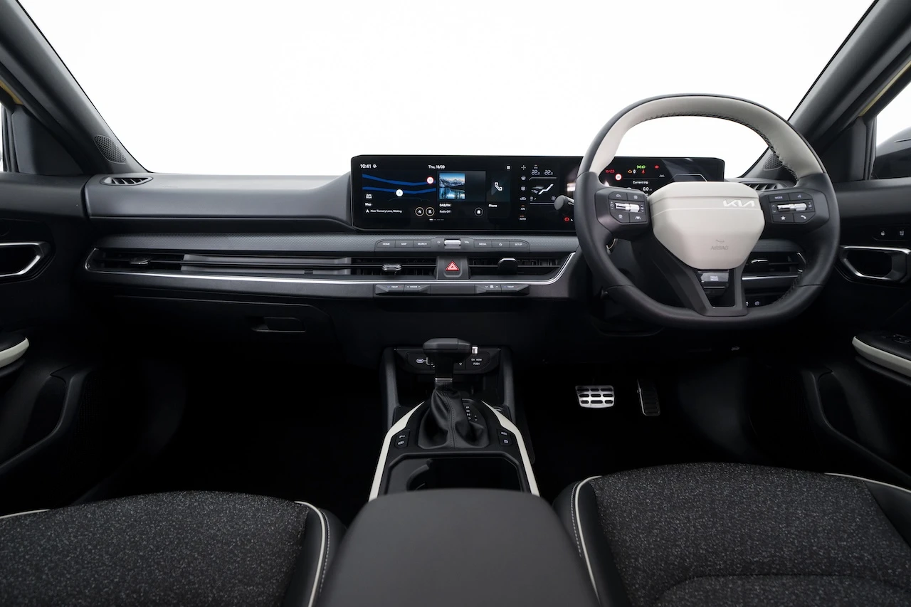 Kia K4