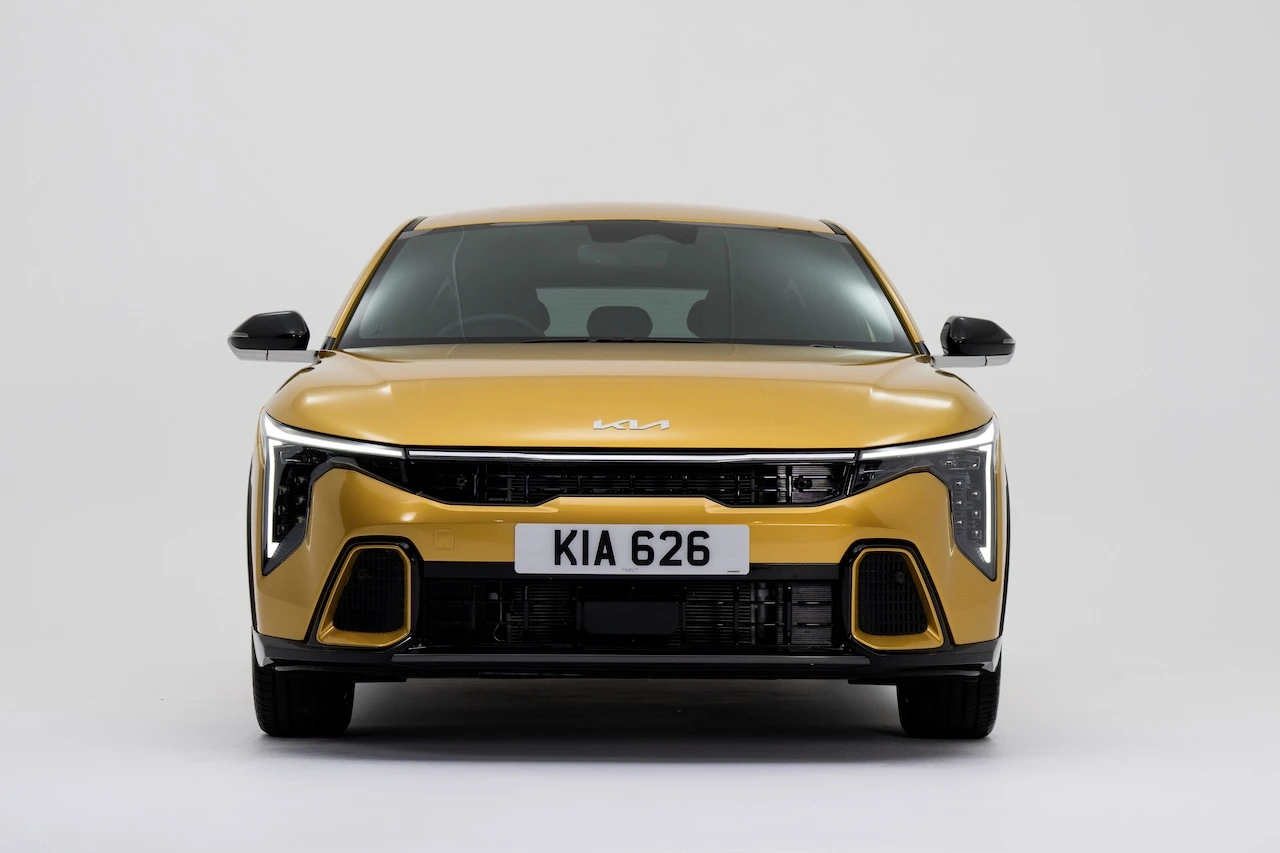 Kia K4