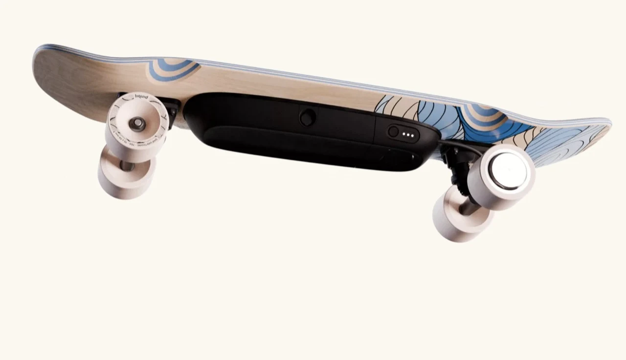 Patilla de patineta líquida 2025