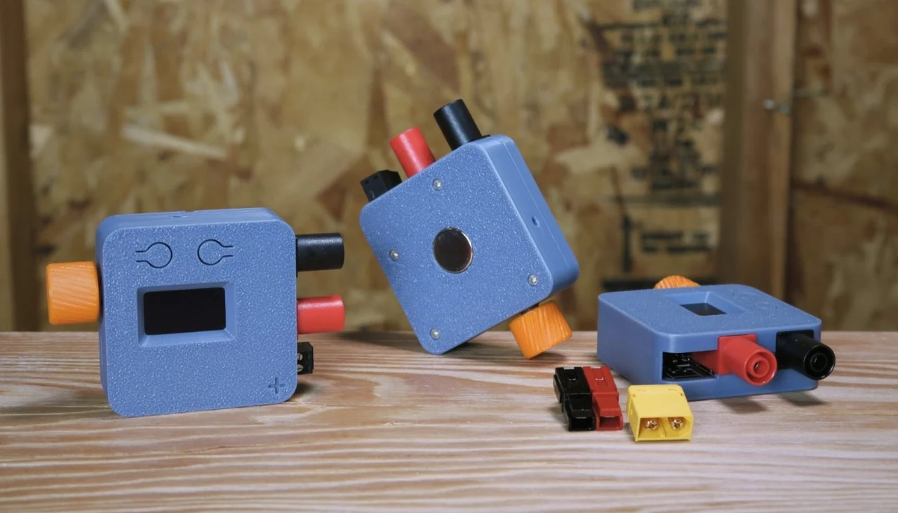 PocketPD bench power supply that fits in your pocket