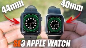 Apple Watch SE 3 comparison of 40mm and 44mm models with key features