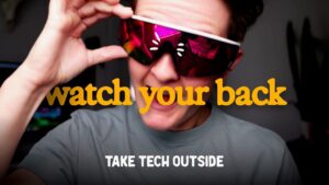 [ALT 53] A visual representation of privacy concerns with discreet recording features in Meta Oakley Vanguard