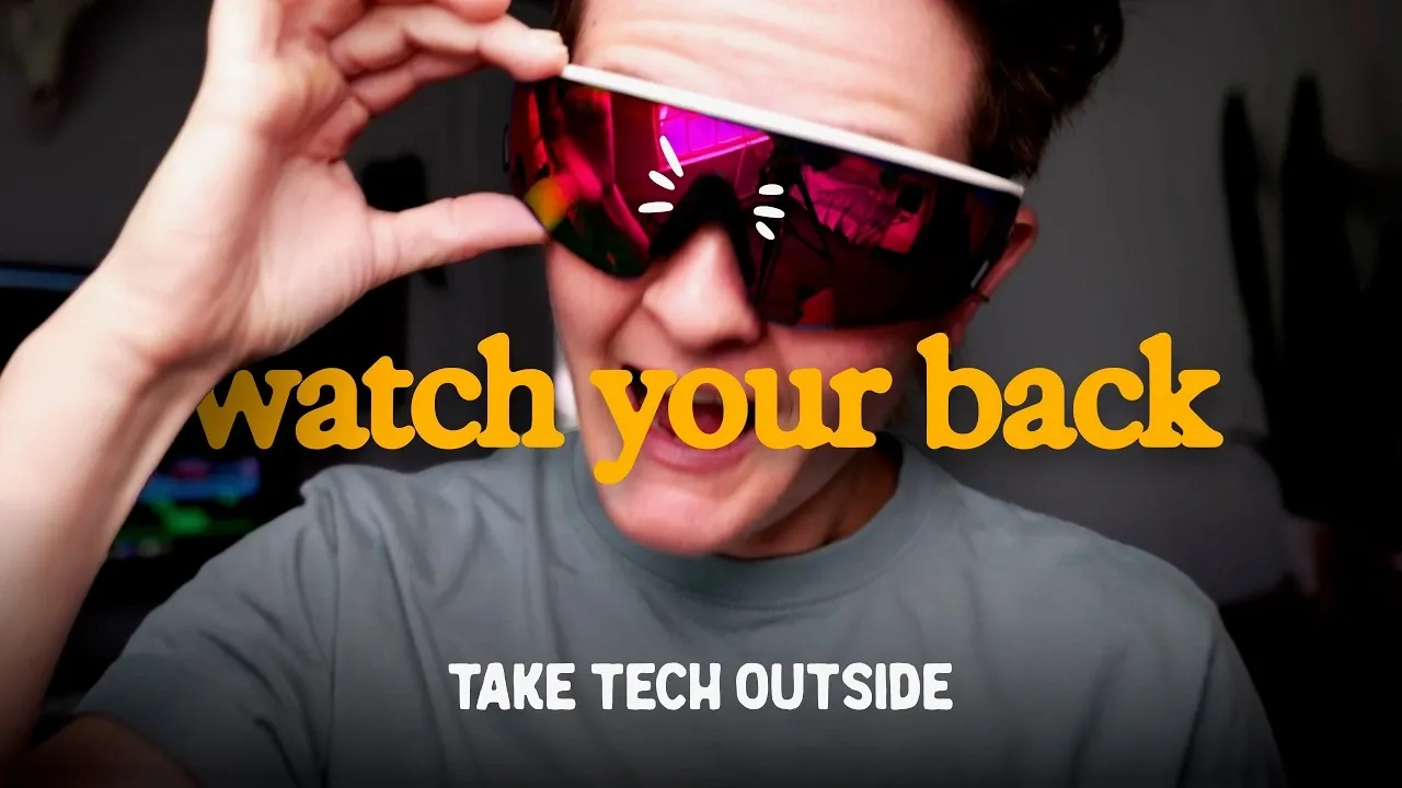 [ALT 53] A visual representation of privacy concerns with discreet recording features in Meta Oakley Vanguard