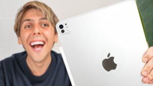 iPad Pro M5 showcasing its Ultra Retina XDR display with vibrant colors