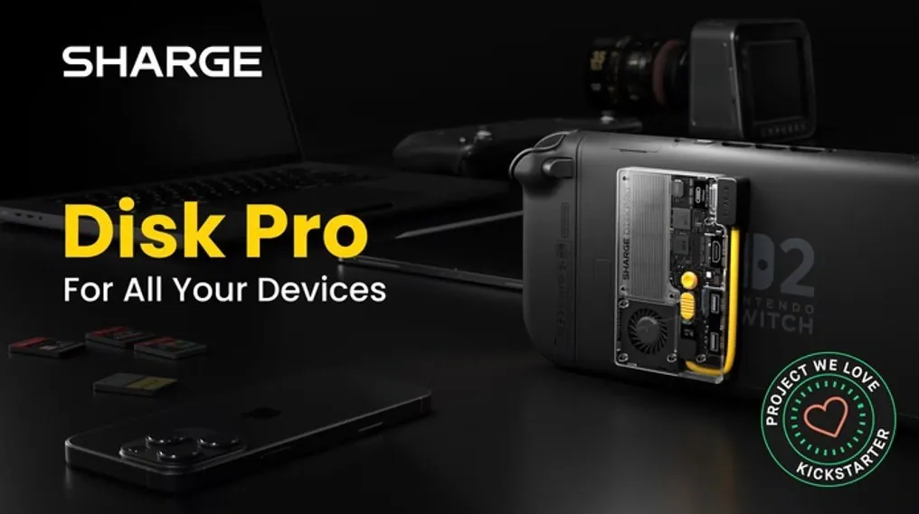 Portable SSD featuring active cooling technology and multi-port hub functionality