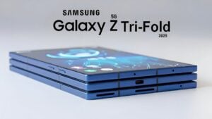 Samsung Galaxy Trifold showcasing its three-screen foldable design