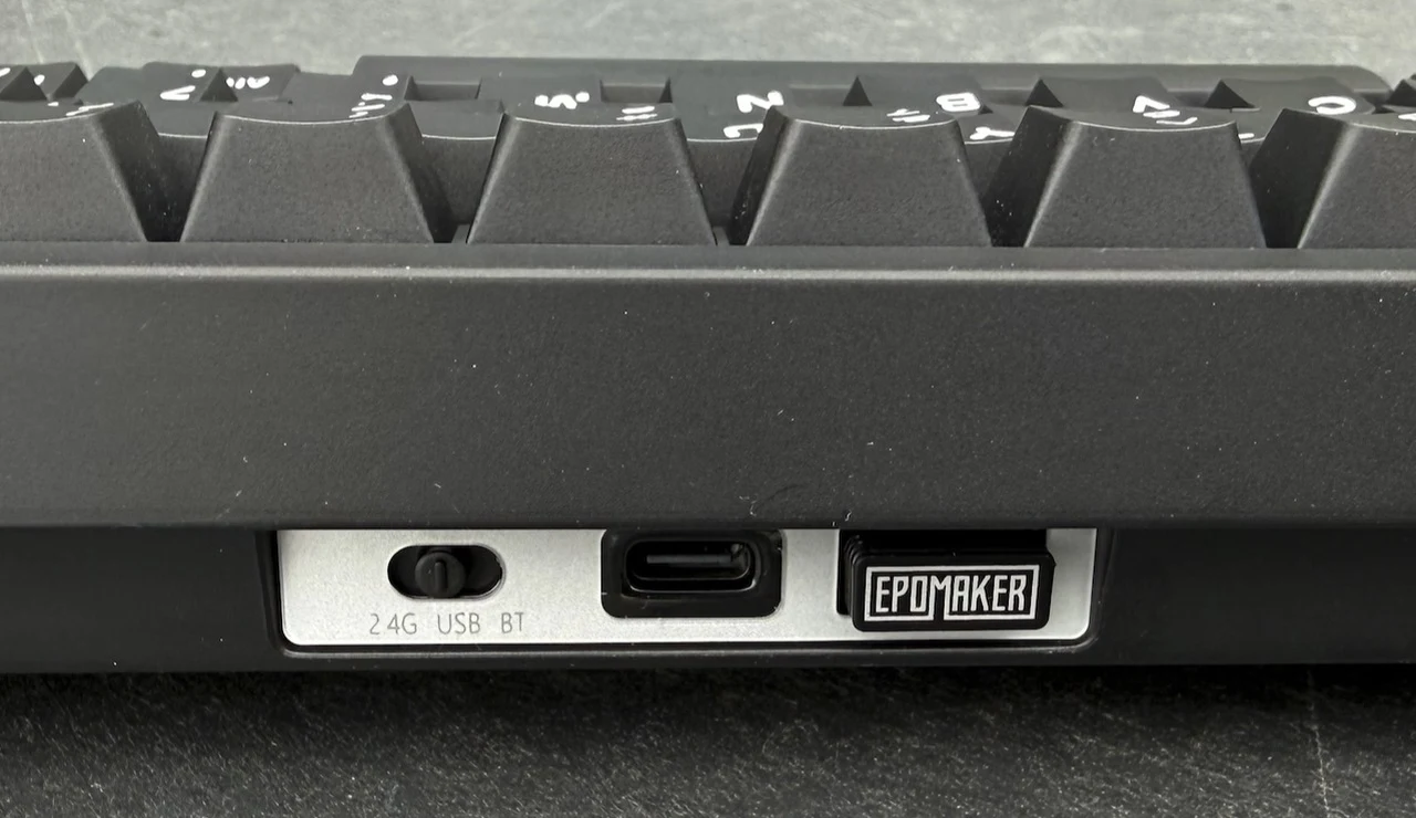 Epomaker Magcore 65 Lite Connectivity Switch