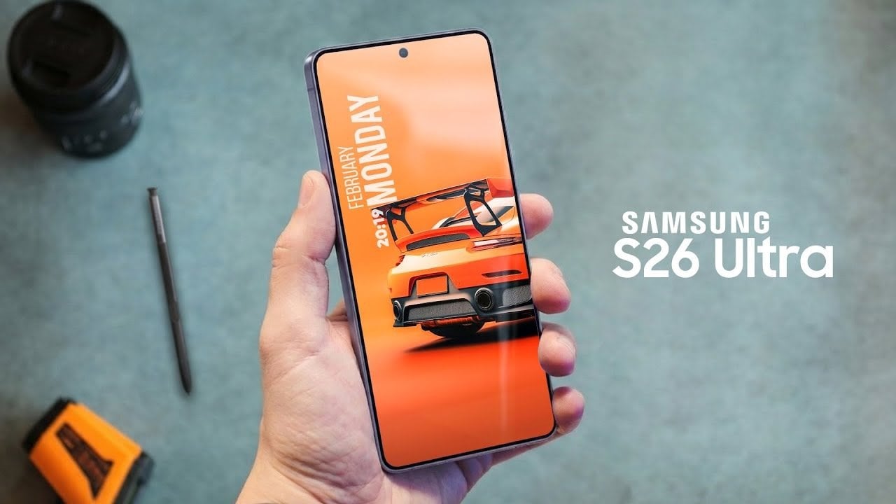 Samsung Galaxy S26 Ultra showcasing its elegant two-tone design