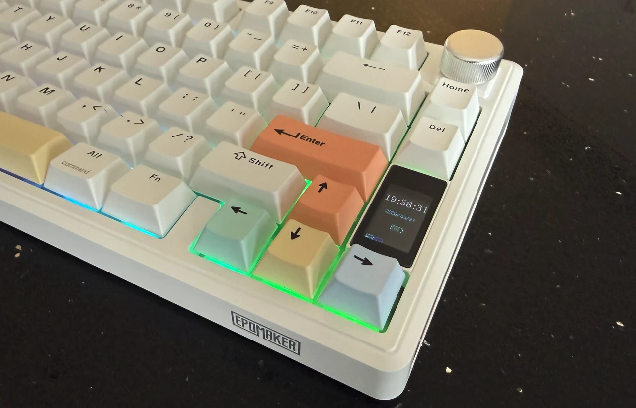 Epomaker TH80 V2 Pro White Keyboard Keycaps & Screen