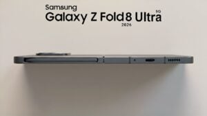 Close-up of Galaxy Z Fold 8 inner screen showing a privacy layer that narrows side viewing angles.