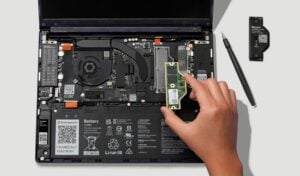 Upgradable LPDDR5X memory modules inside the Framework Laptop 13 Pro