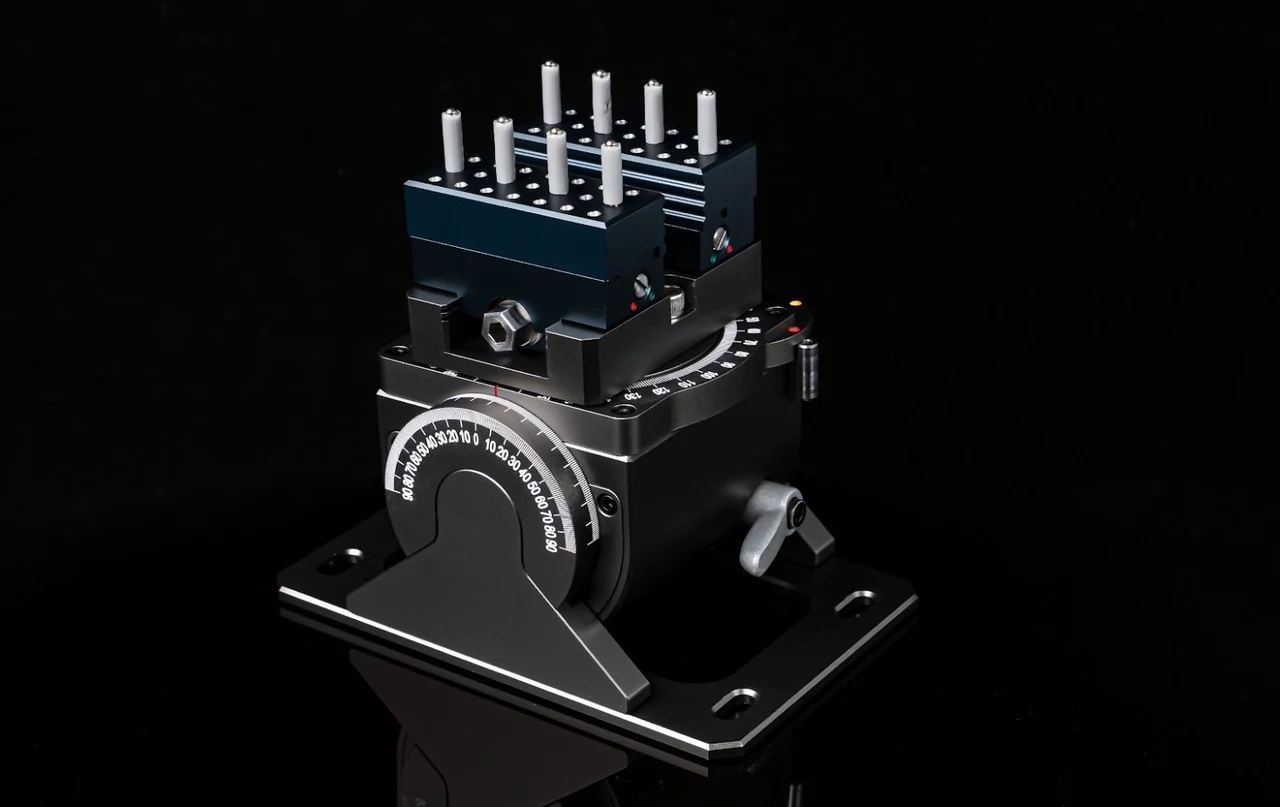 AxiGlide Pivoting Vise Product Photo
