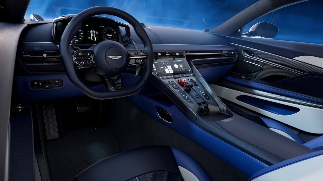 Aston Martin DB12 S
