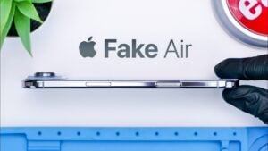 Android operating system disguised as iOS on a counterfeit iPhone