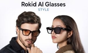 Side-by-side weight and size comparison of Rokid AI Glasses Style and Ray-Ban Meta.