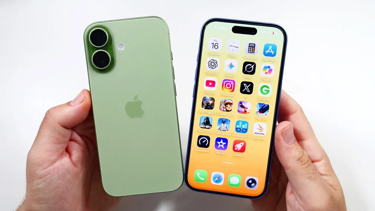 An iPhone display showing a noticeably smaller Dynamic Island notch at the top.