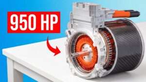 The compact 28 kg Helix SPX177 electric motor.