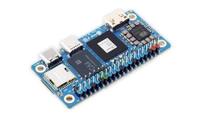 Orange Pi Zero 3W placed next to a Raspberry Pi Zero