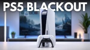 A player pressing the power button to turn off their PlayStation 5