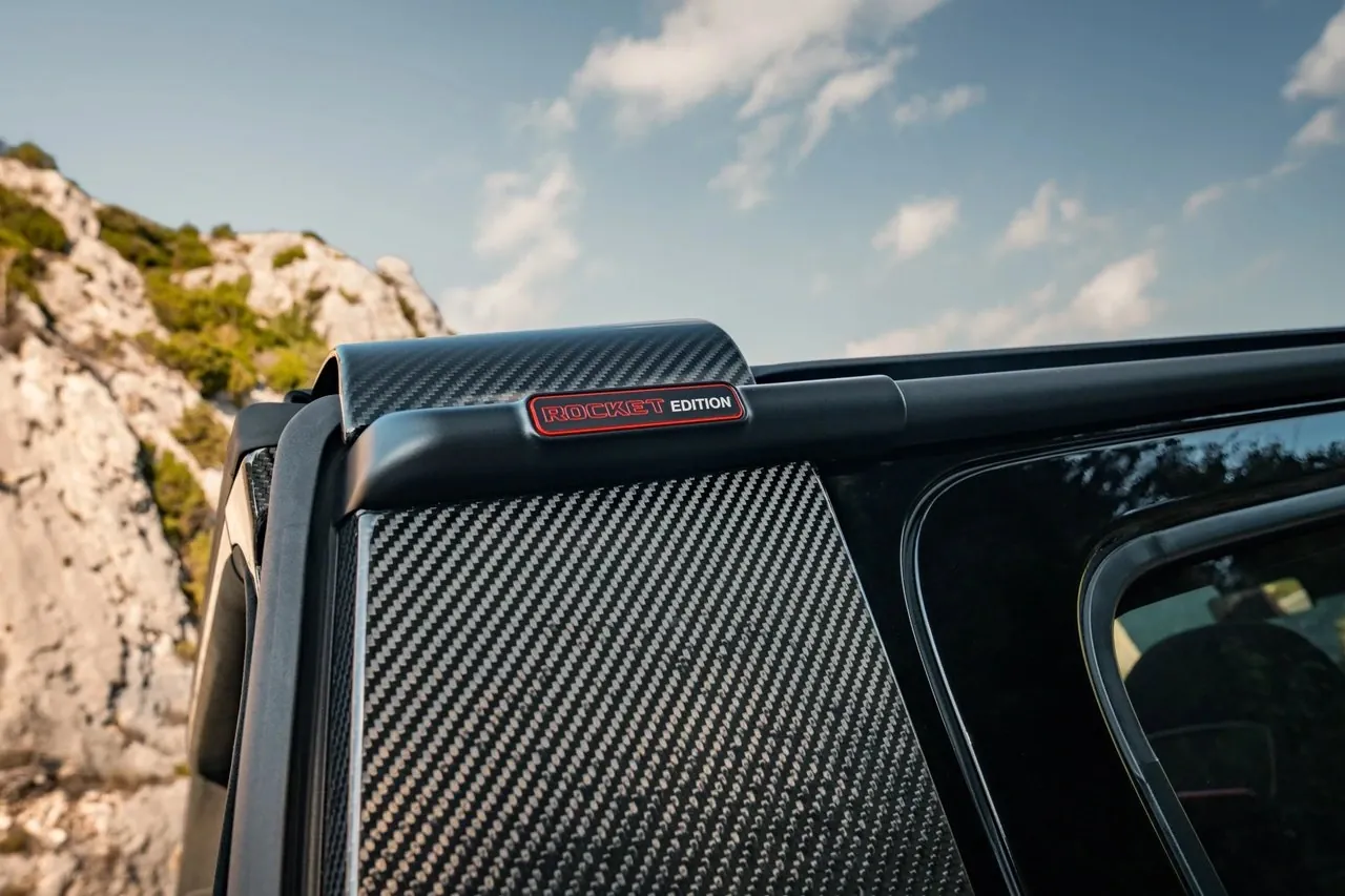 BRABUS 900 ROCKET EDITION CABRIO Delivers 900 Hp from V8 image 2