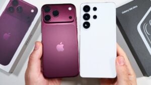 Side by side comparison of the iPhone 18 Pro Max and Galaxy S26 Ultra.